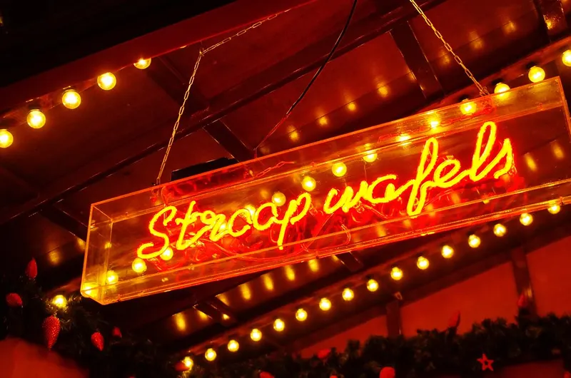 Neonbord Stroopwafels op Winterland Hasselt