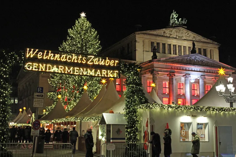 WeihnachtsZauber Gendarmenmarkt in Berlin
