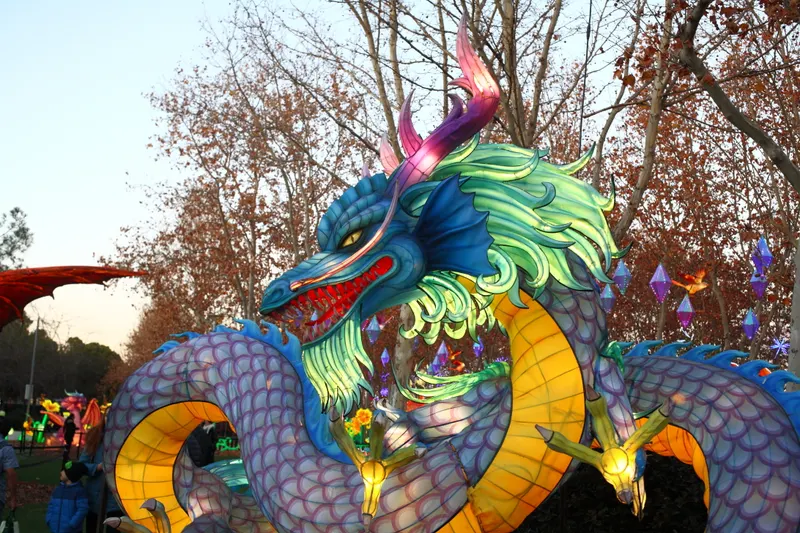 Dragón luminoso en las Mágicas Navidades de Torrejón de Ardoz