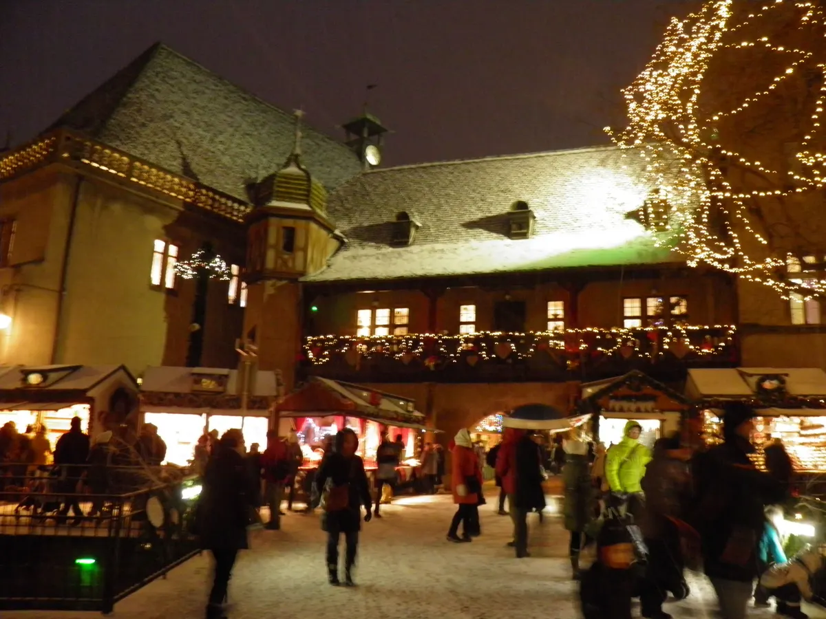 Marché de Noël de la place de l'Ancienne Douane à Colmar