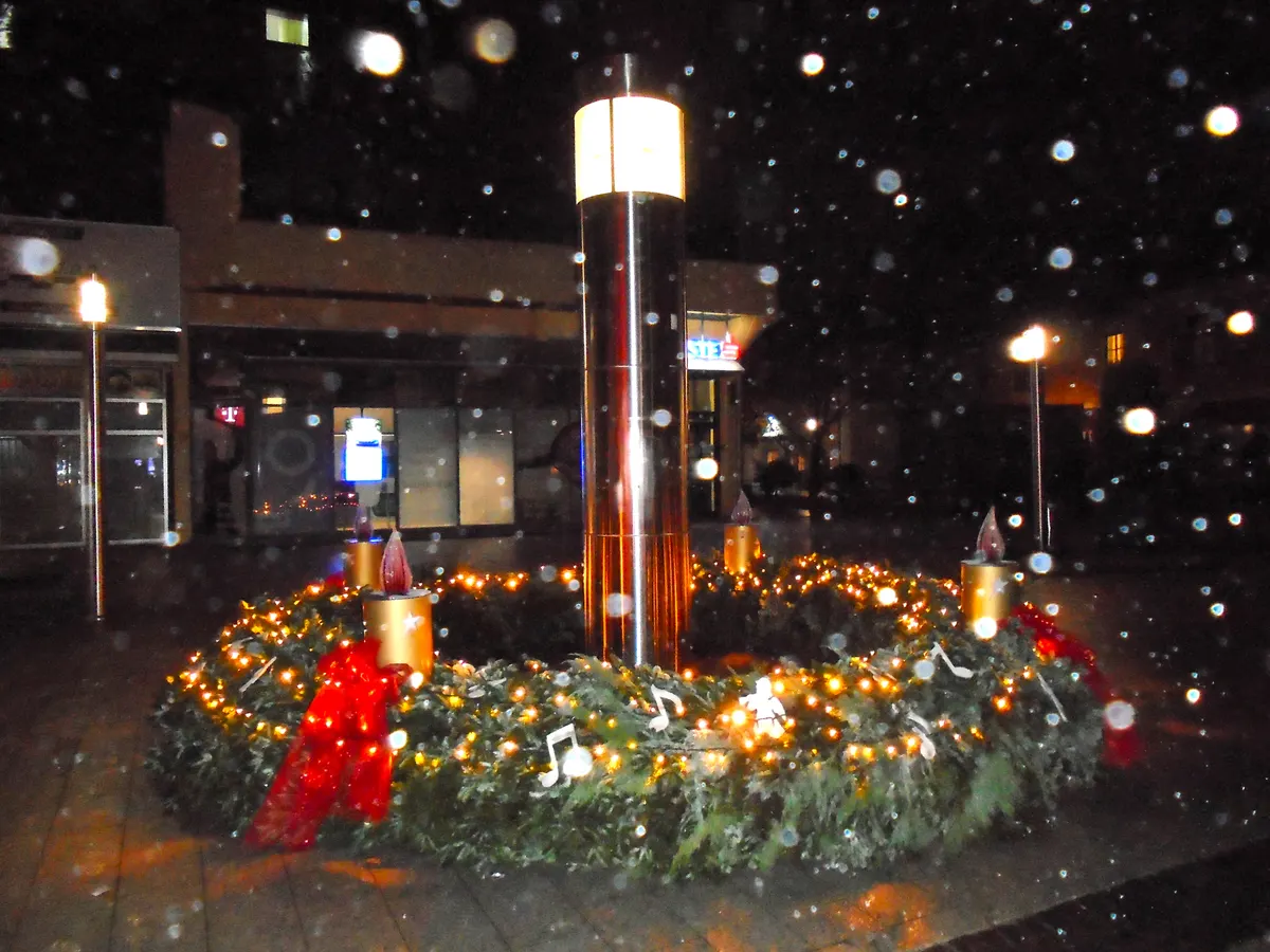 Adventski vijenac na središnjem trgu u Čakovcu